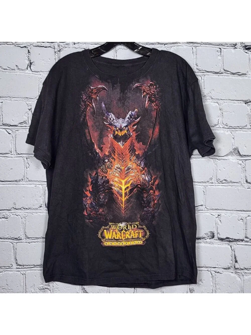 Blizzard World of Warcraft Cataclysm 2010 Video Game T Shirt, Men's Medium
